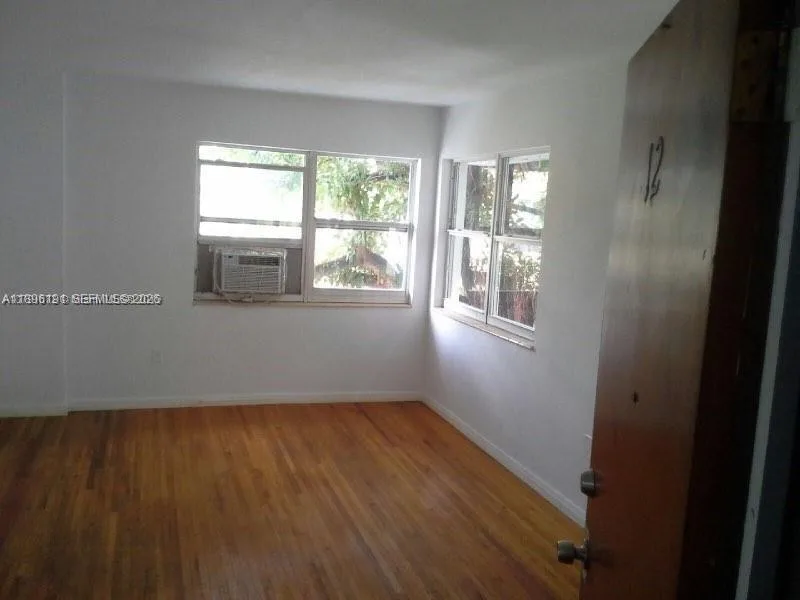 845 Michigan Ave, Miami Beach, FL 33139 photo 9