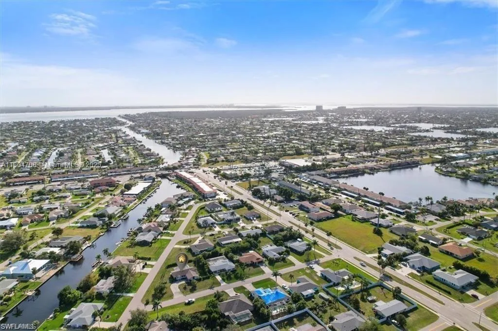 118 SE 46th Terrace, Cape Coral, FL 33904 photo 4