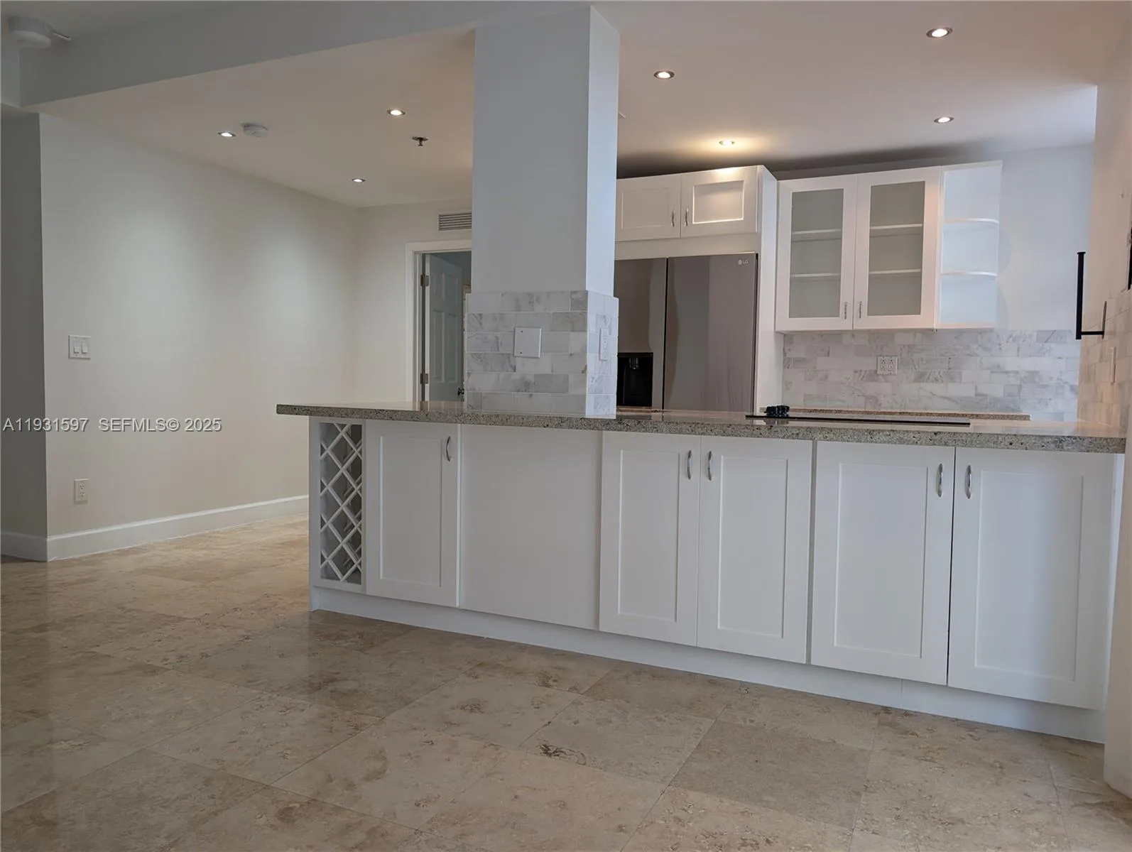 6061 Collins Ave # 4E, Miami Beach, FL 33140 photo 3