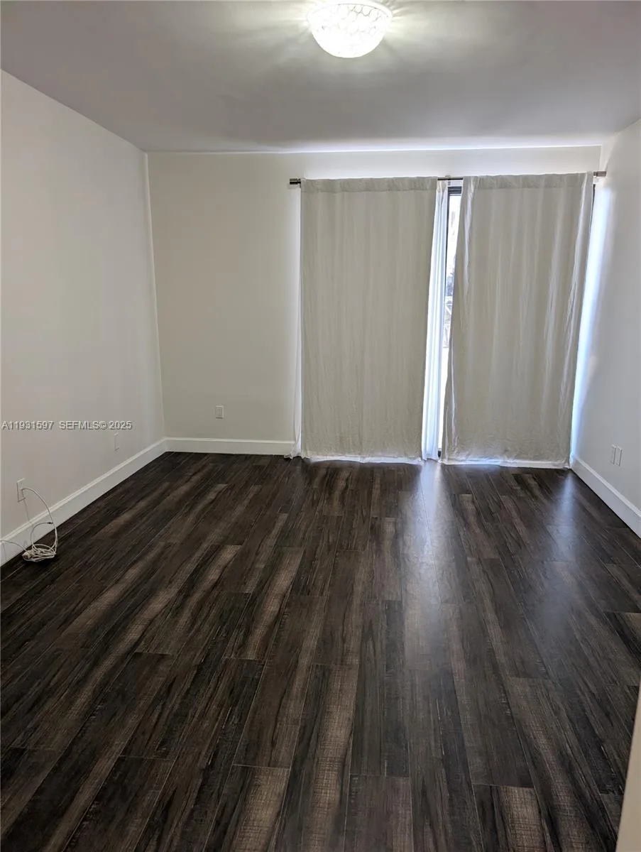 6061 Collins Ave # 4E, Miami Beach, FL 33140 photo 8
