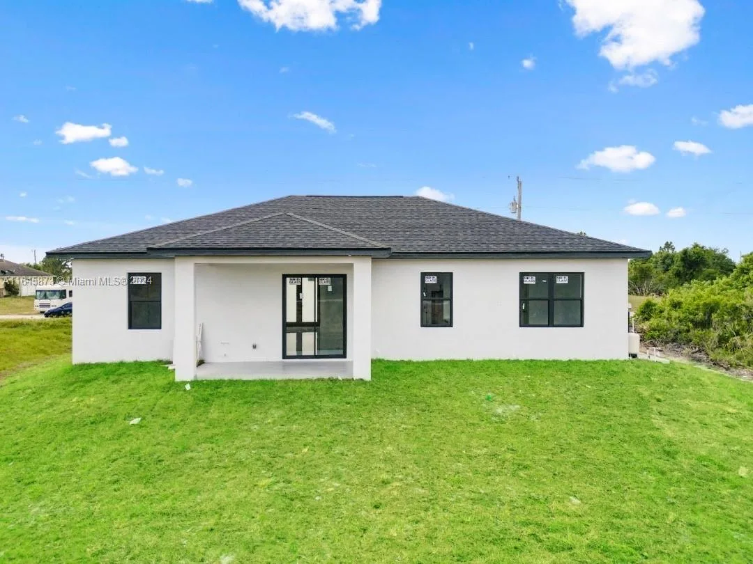447 Paddock St, Lehigh Acres, FL 33974 photo 4