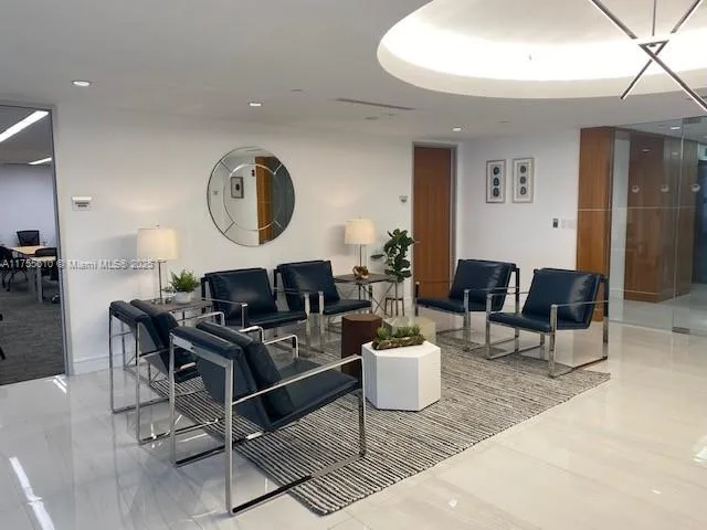2 S Biscayne Blvd # 3200, Miami, FL 33131 photo 3