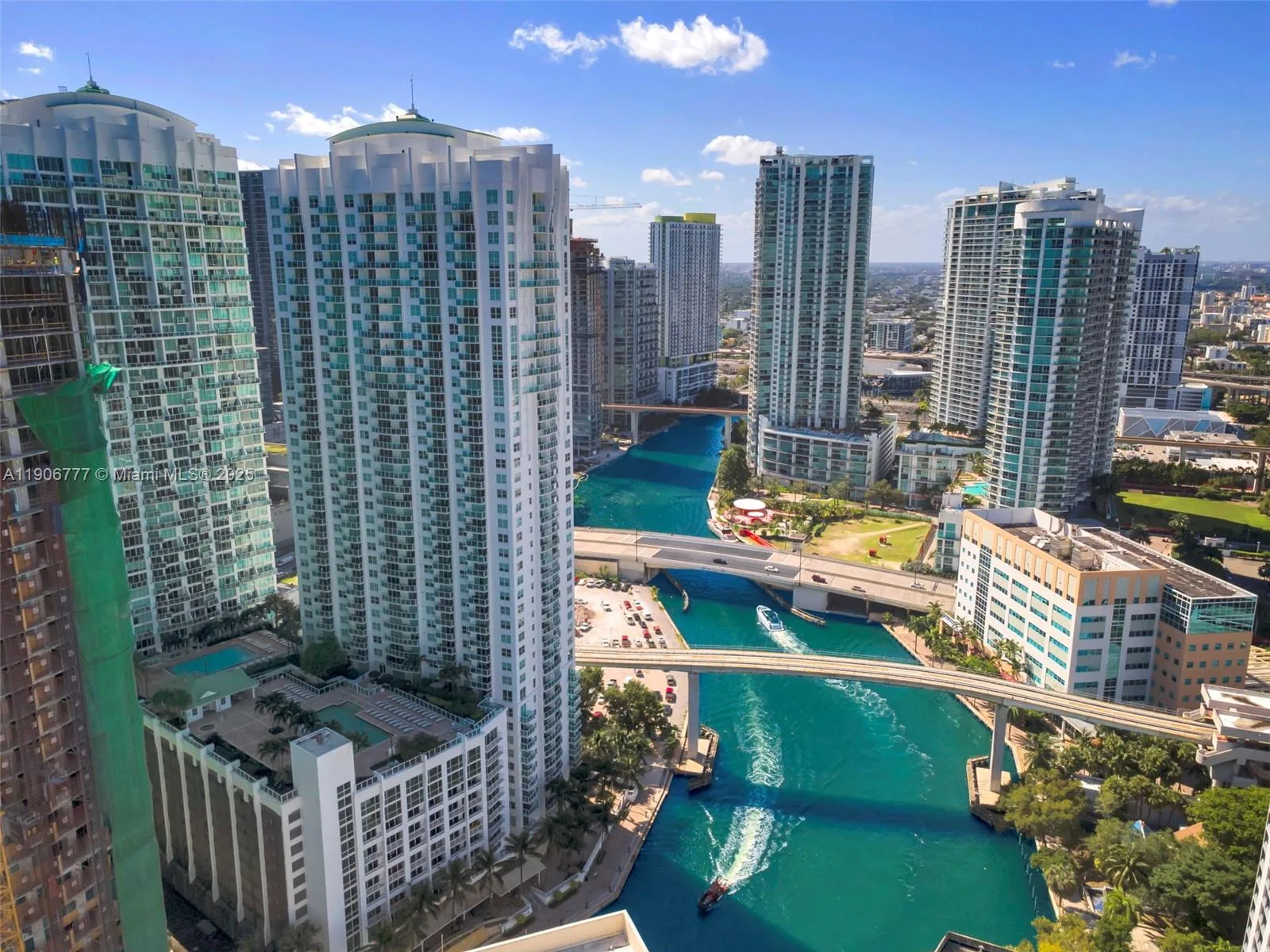 31 SE 5th St # 901, Miami, FL 33131