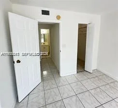 16950 W Dixie Hwy A128 Hwy # A128, North Miami Beach, FL 33160 photo 10