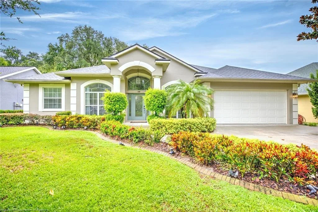188 HUNTLEY OAKS Boulevard, Lake Placid, FL 33852