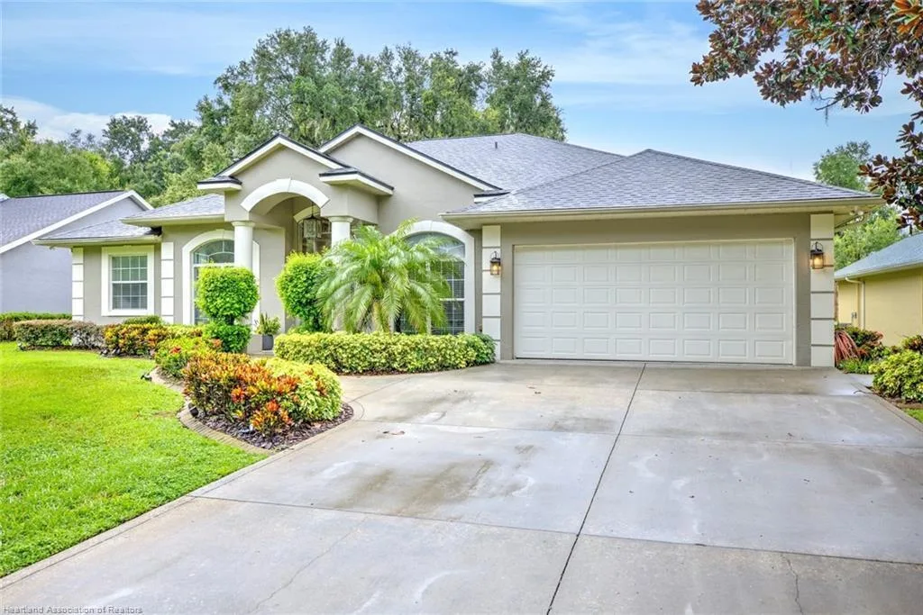 188 HUNTLEY OAKS Boulevard, Lake Placid, FL 33852 photo 2