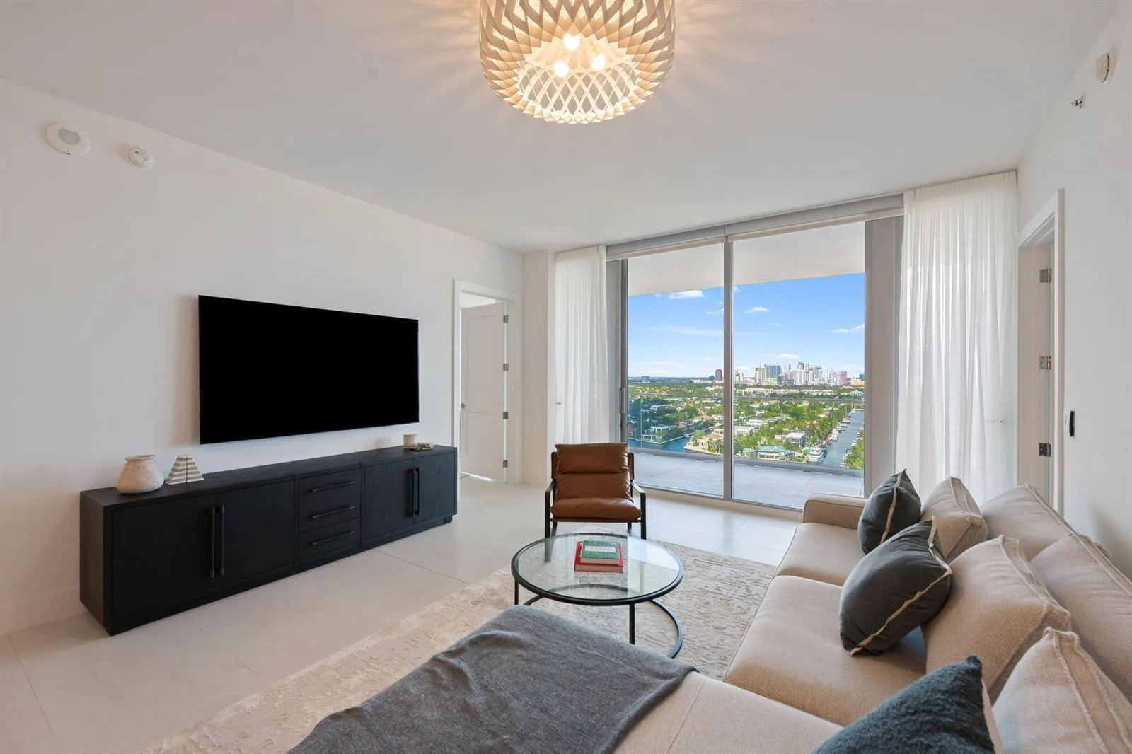 153 N Seabreeze Boulevard # #1903, Fort Lauderdale, FL 33304 photo 4