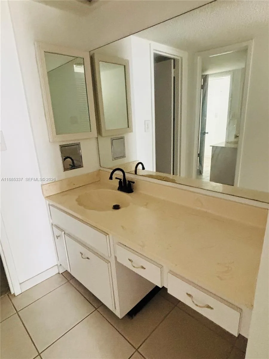 5701 Collins Ave # 709, Miami Beach, FL 33140 photo 4