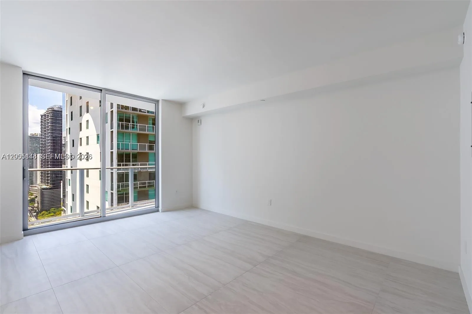 77 SE 5th Street # 1815, Miami, FL 33131 photo 9