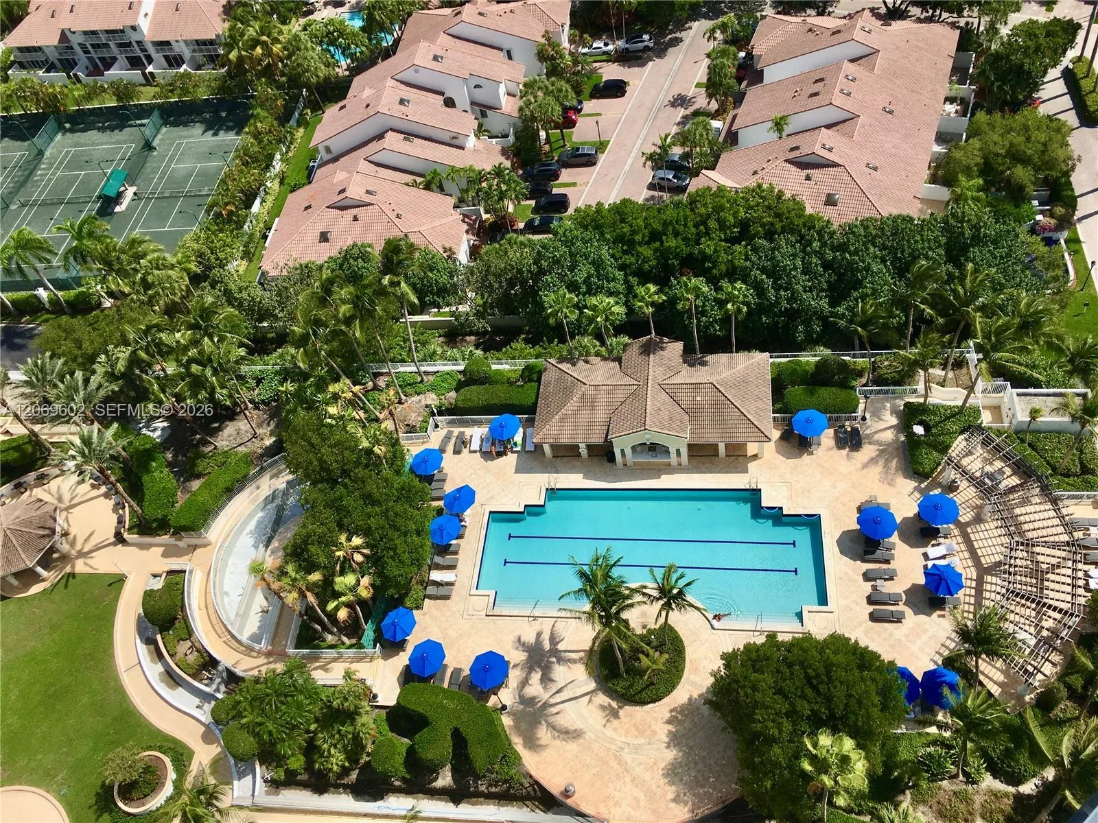 21055 Yacht Club Dr # 2710, Aventura, FL 33180 photo 2
