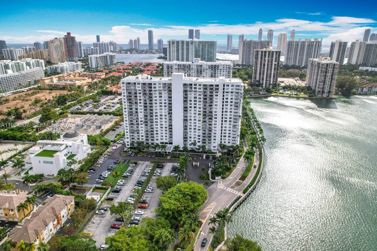2801 NE 183rd St # 1504W, Aventura, FL 33160 photo 3
