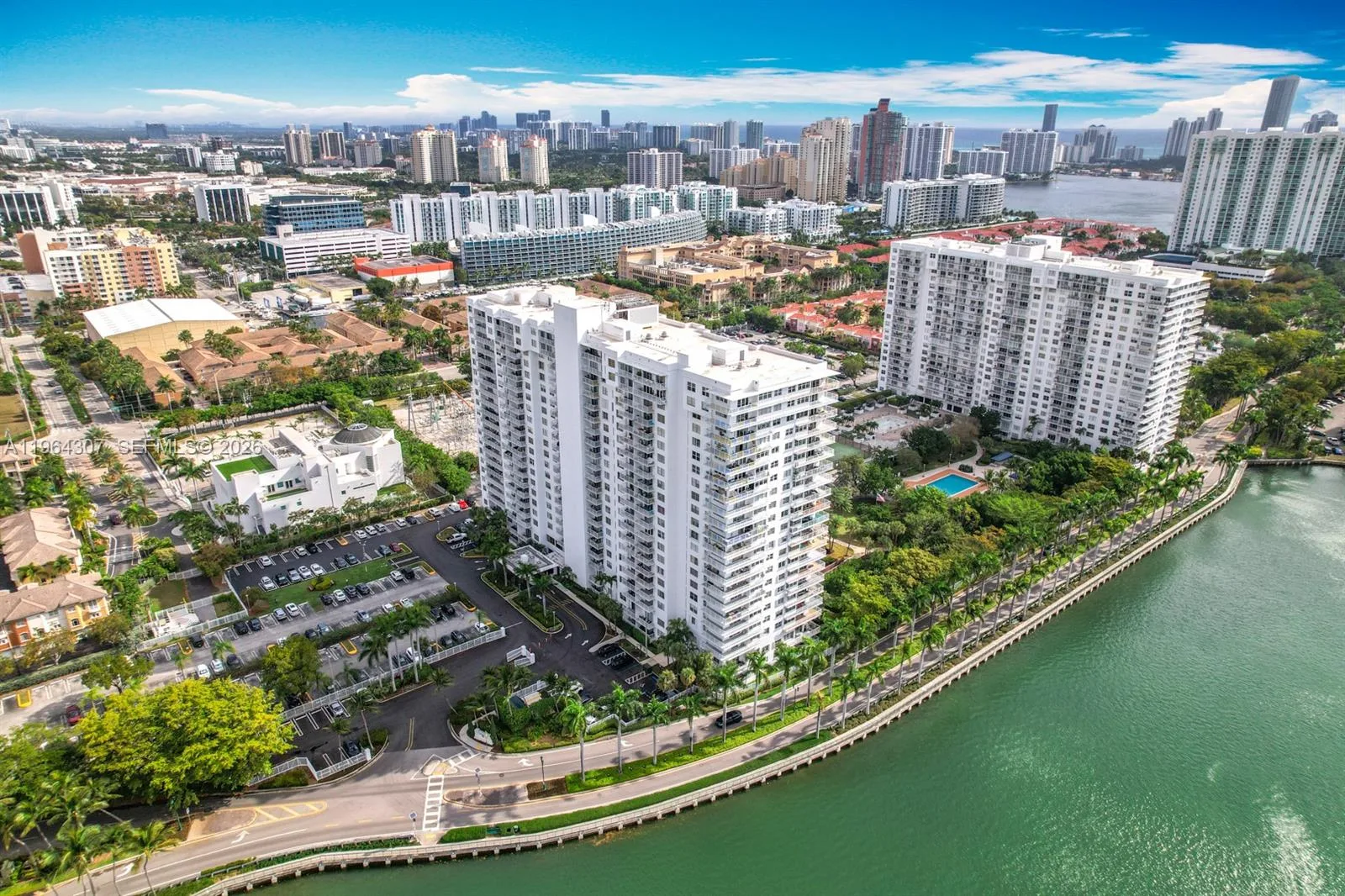 2801 NE 183rd St # 1504W, Aventura, FL 33160 photo 5