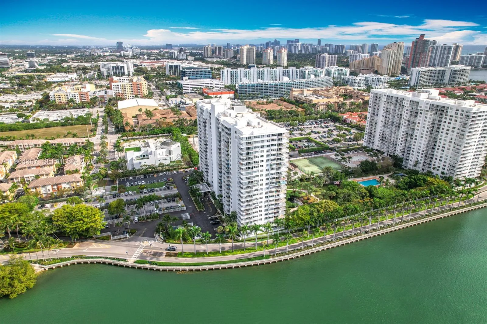 2801 NE 183rd St # 1504W, Aventura, FL 33160 photo 6