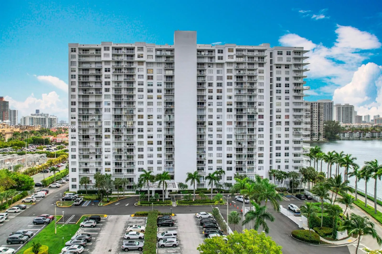 2801 NE 183rd St # 1504W, Aventura, FL 33160 photo 9