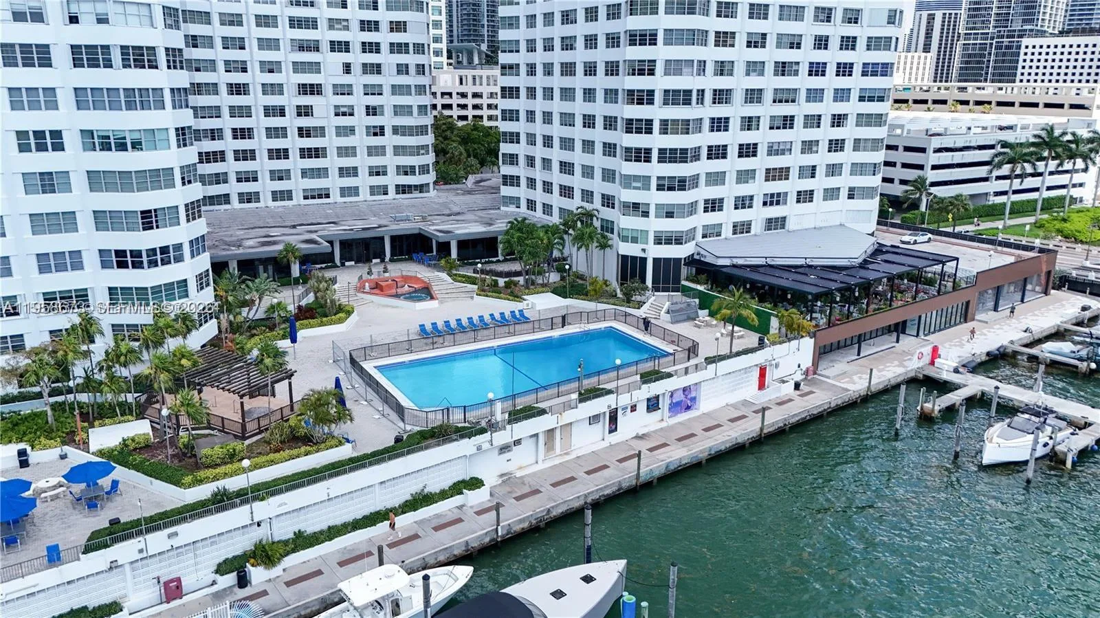 999 Brickell Bay Dr # 2002, Miami, FL 33131 photo 2