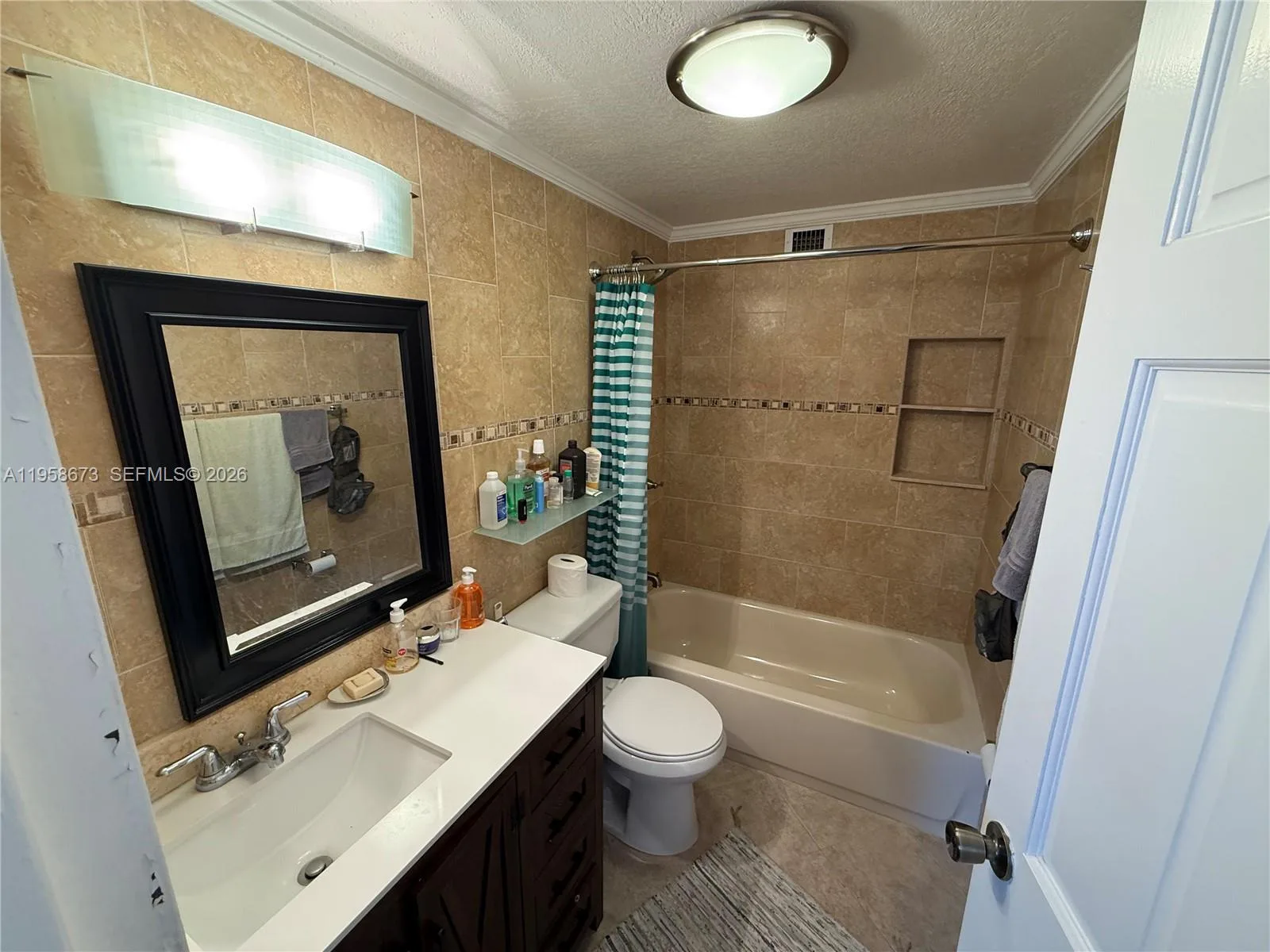 999 Brickell Bay Dr # 2002, Miami, FL 33131 photo 9