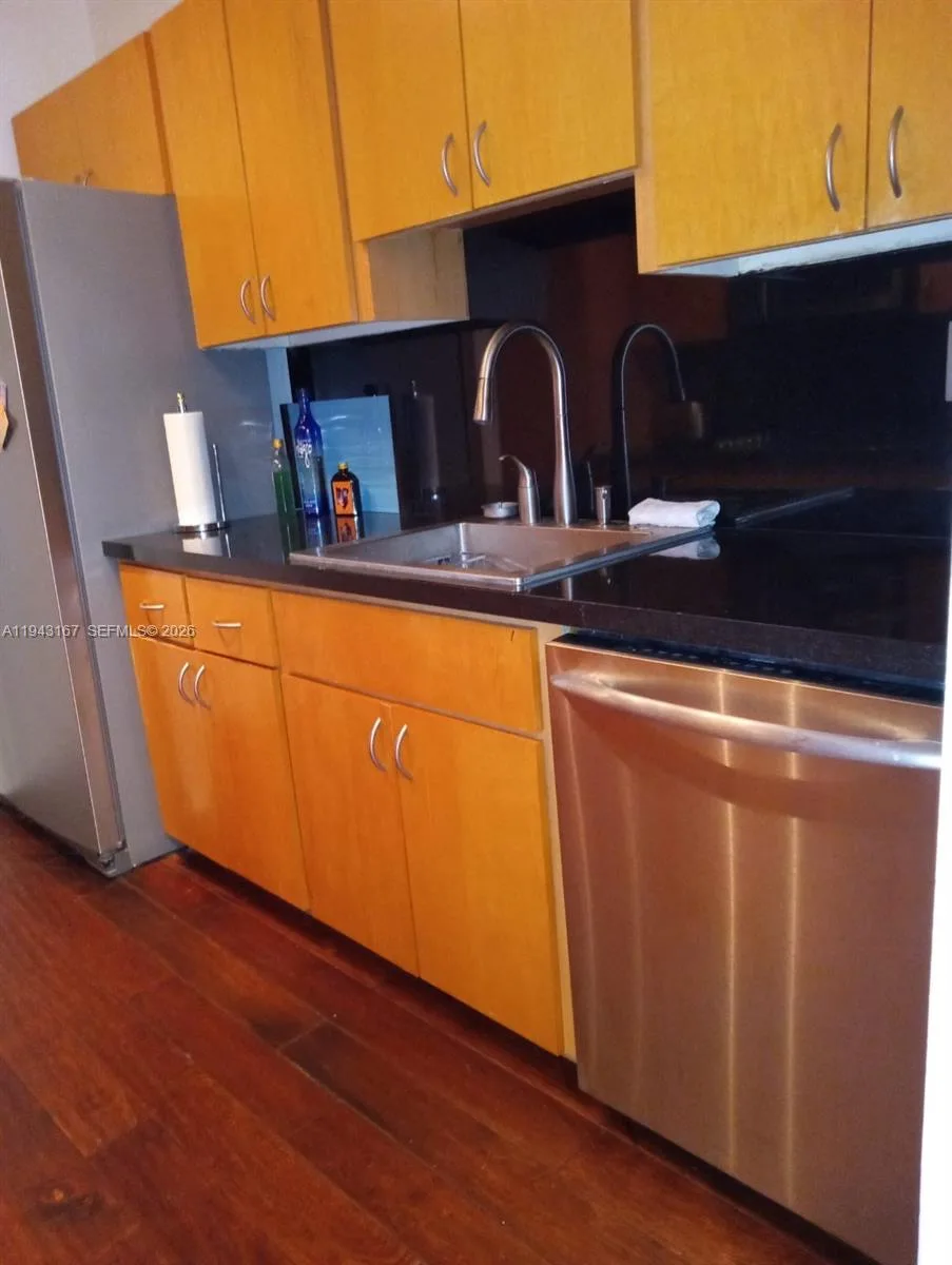 100 Lincoln Rd # 814, Miami Beach, FL 33139 photo 11