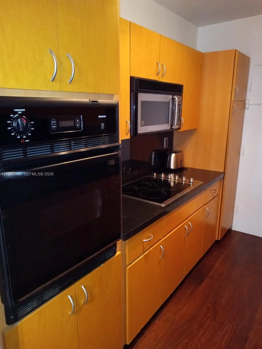 100 Lincoln Rd # 814, Miami Beach, FL 33139 photo 9