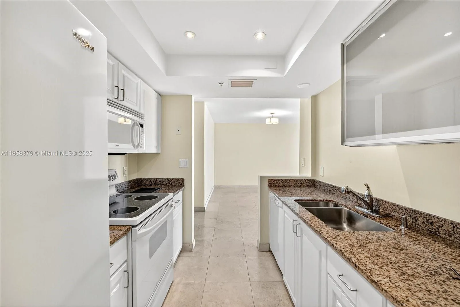 90 Alton Rd # 2605, Miami Beach, FL 33139 photo 10