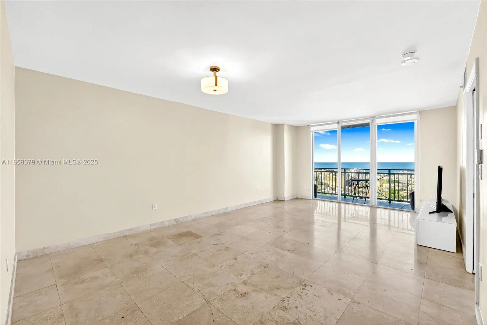 90 Alton Rd # 2605, Miami Beach, FL 33139 photo 4