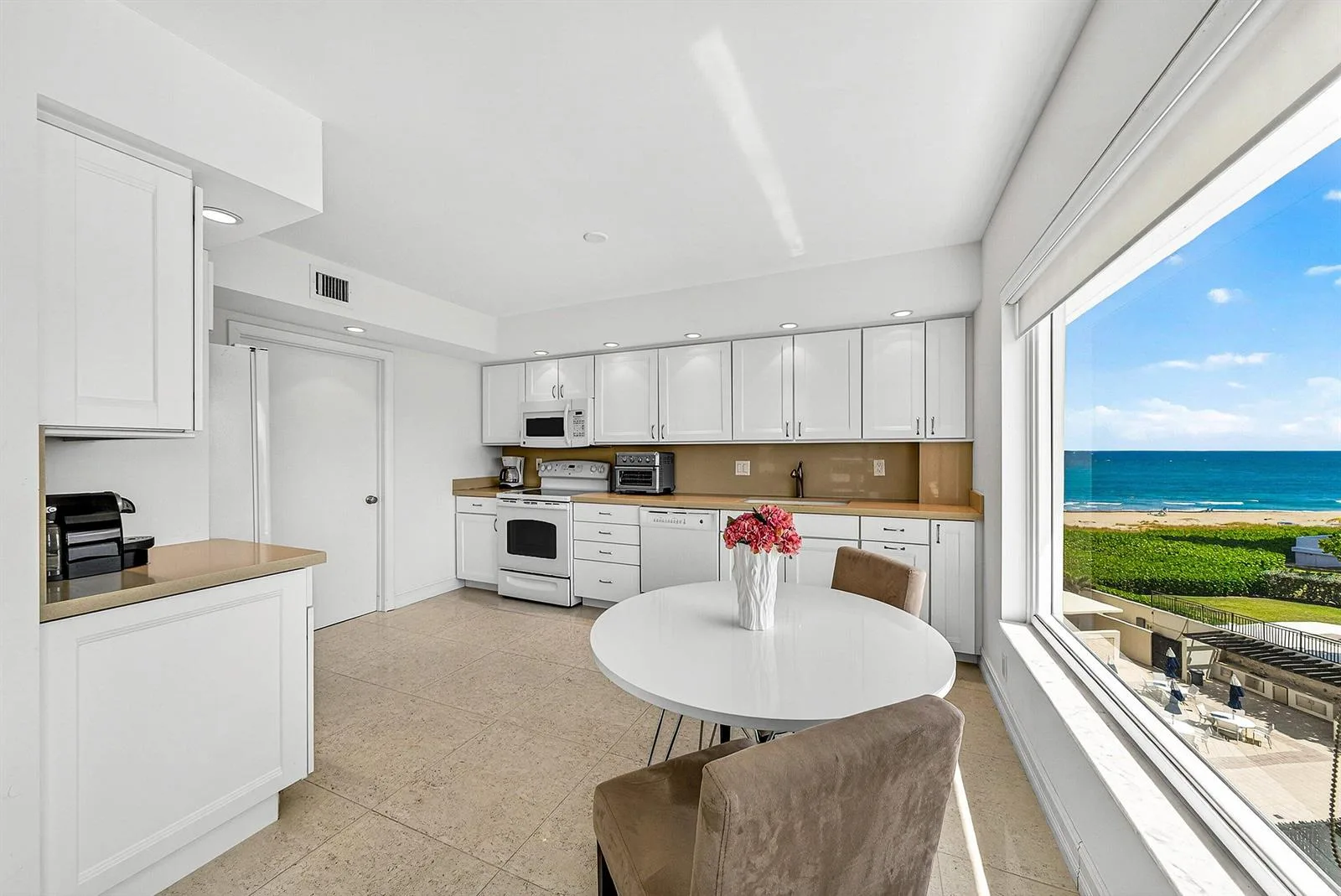 600 S Ocean Boulevard # 504, Boca Raton, FL 33432 photo 9