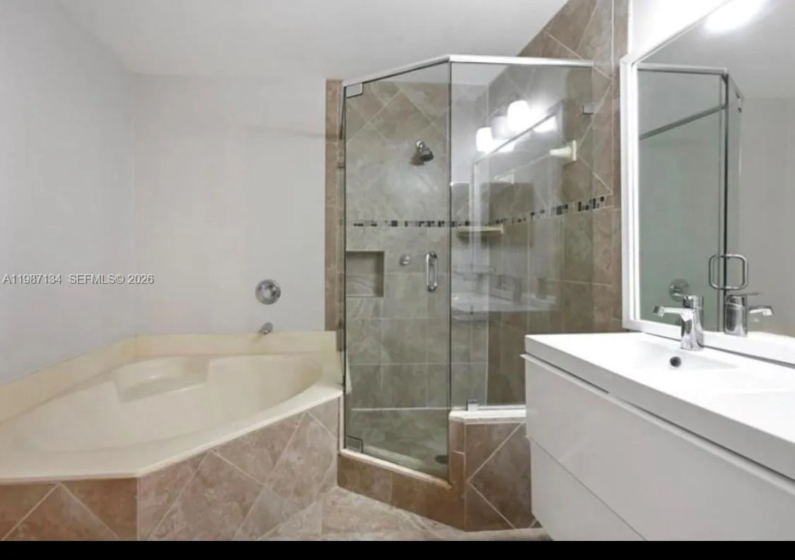 6690 NW 38th Dr, Lauderhill, FL 33319 photo 3