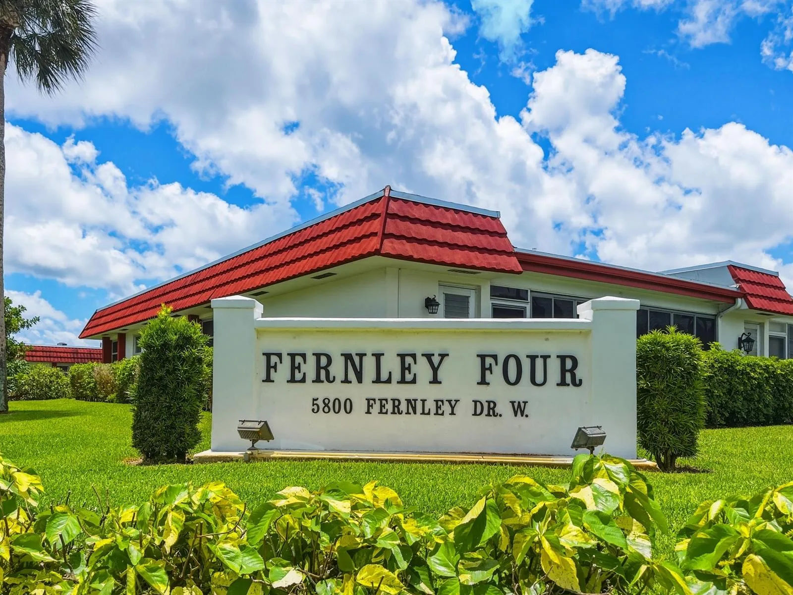 5800 W Fernley Dr W # 9, FL 33415