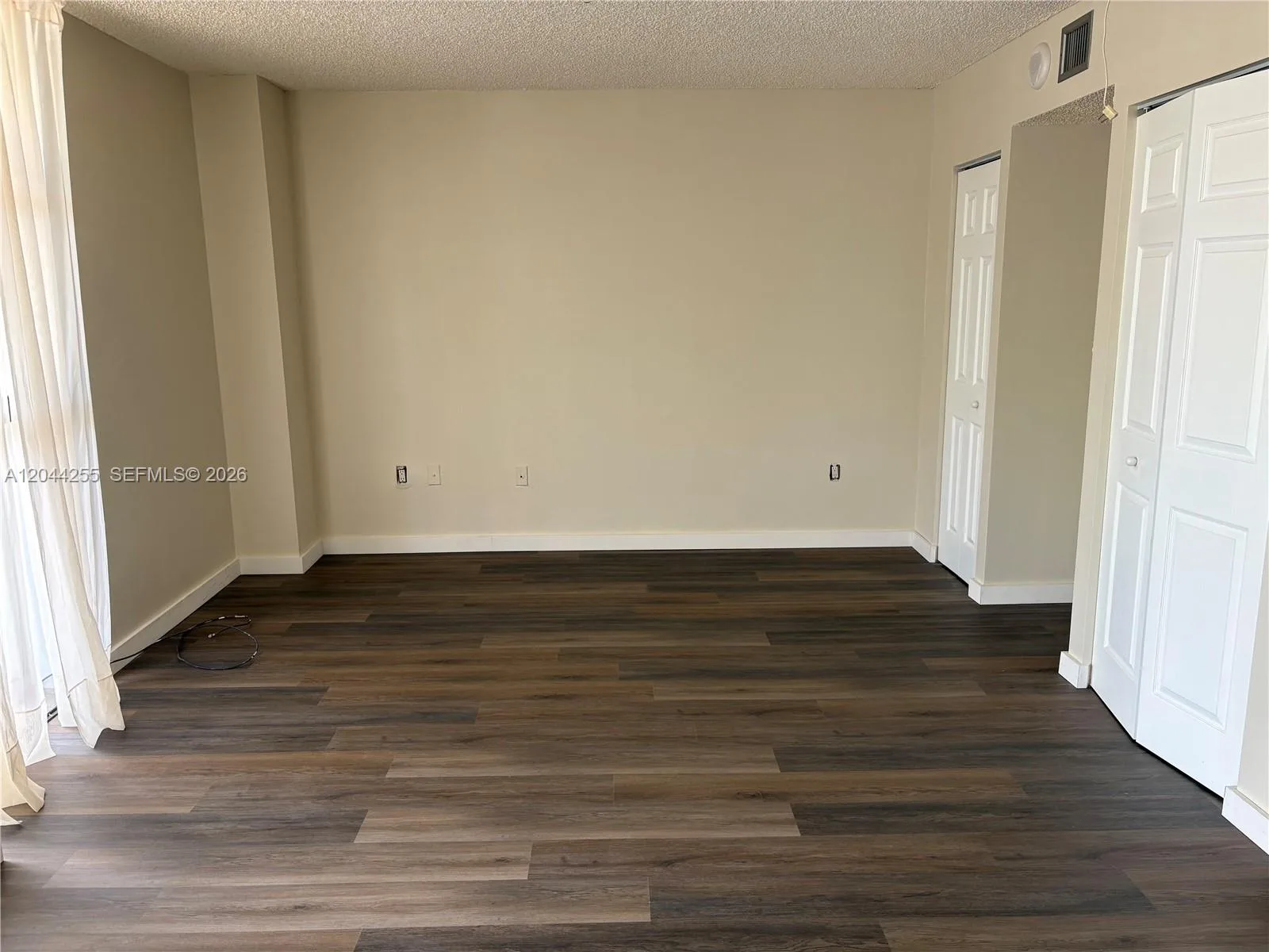 3701 N Country Club Dr # 207, Aventura, FL 33180 photo 9