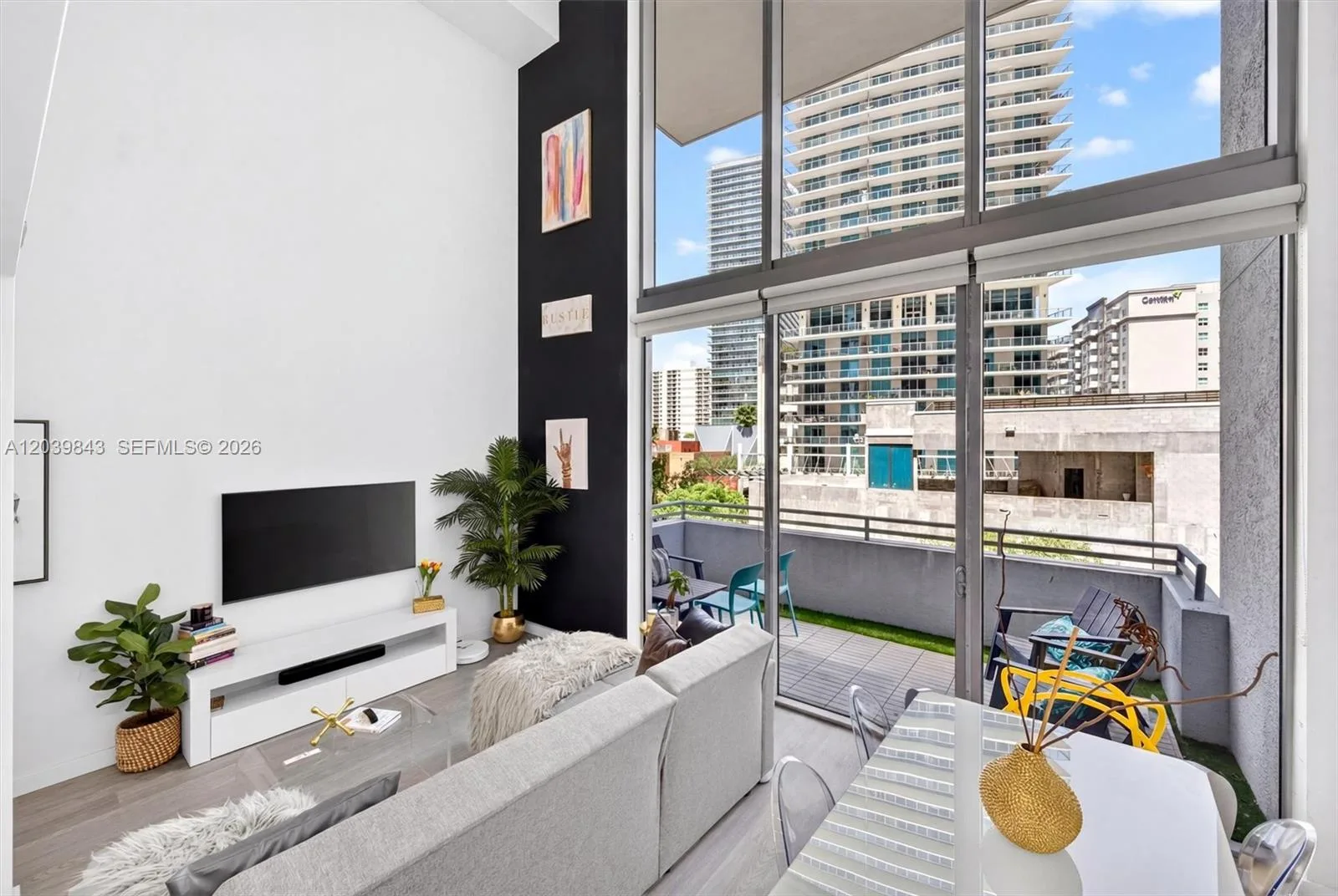1050 Brickell Ave # 420, Miami, FL 33131