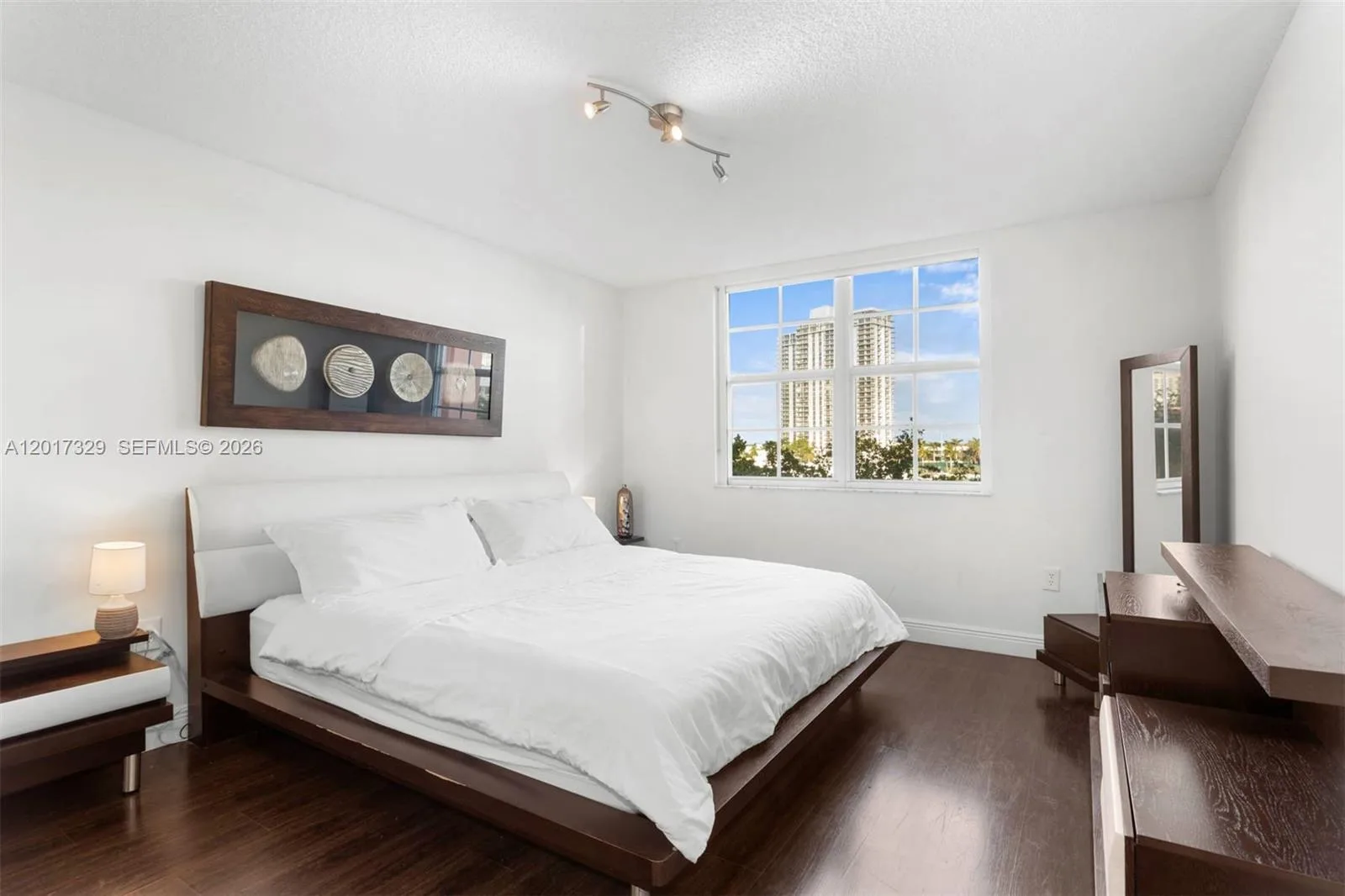 19655 E Country Club Dr # 6304, Aventura, FL 33180 photo 5