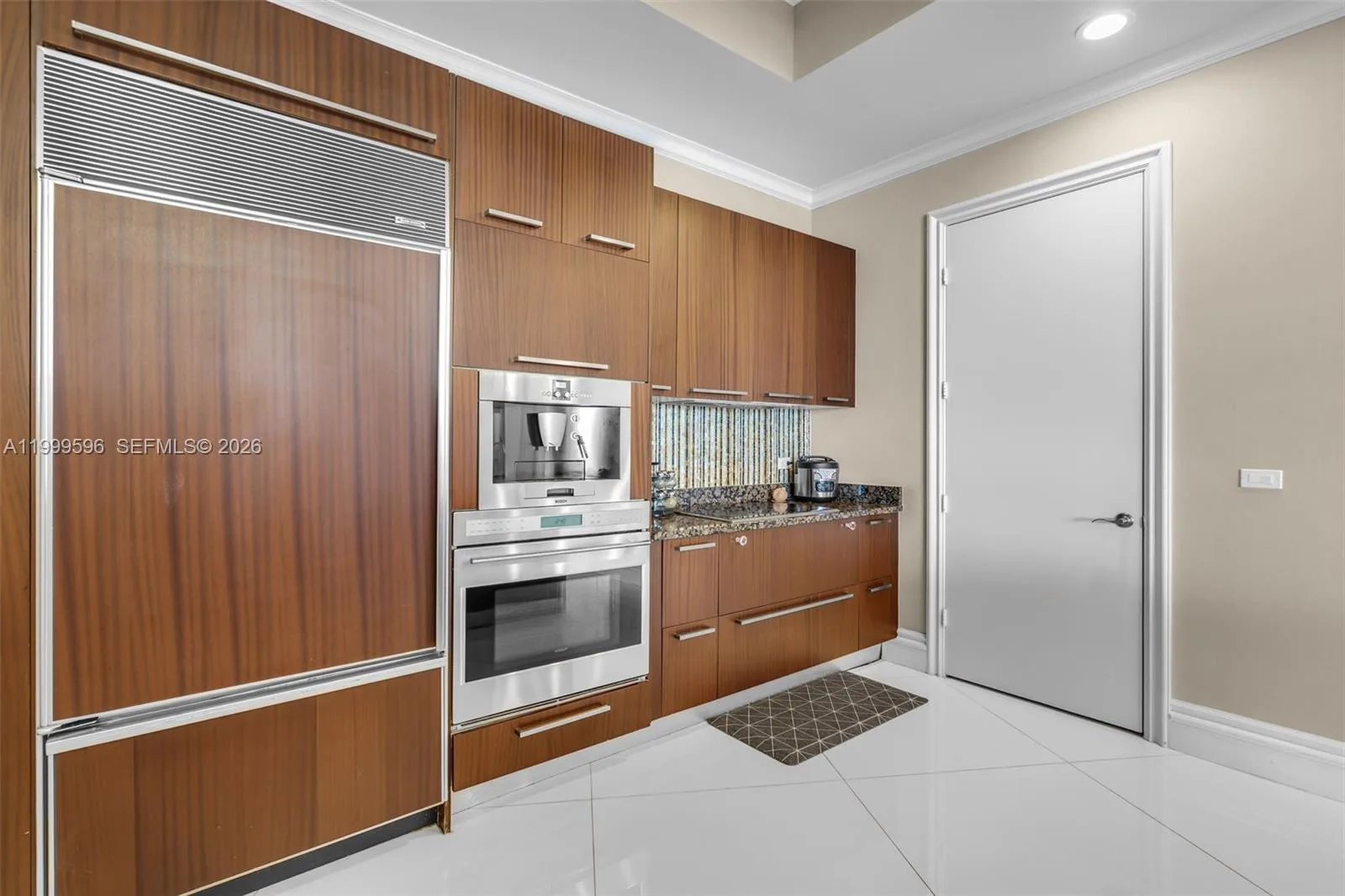 16001 Collins Ave # 3203, Sunny Isles Beach, FL 33160 photo 5