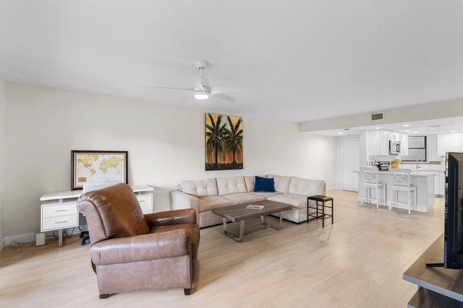 700 Uno Lago Drive # 303, Juno Beach, FL 33408 photo 4