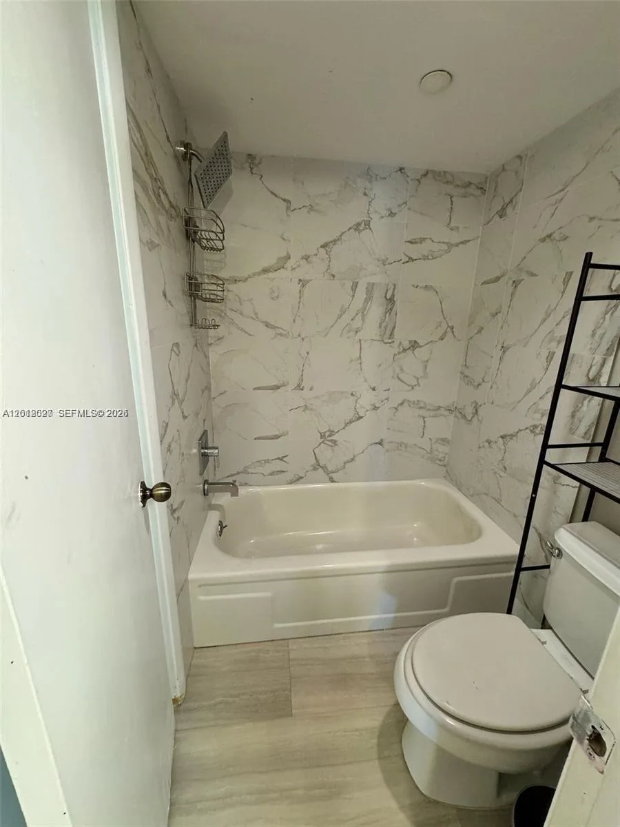 1100 Saint Charles Pl # 606, Pembroke Pines, FL 33026 photo 4