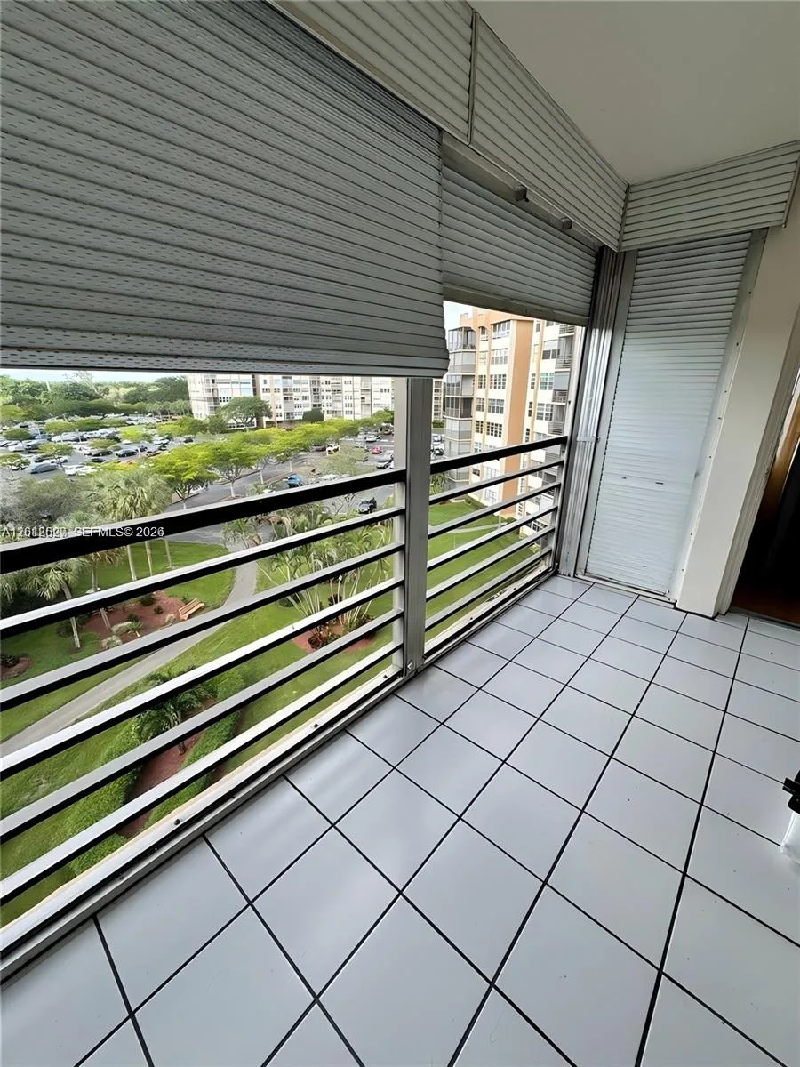 1100 Saint Charles Pl # 606, Pembroke Pines, FL 33026 photo 6