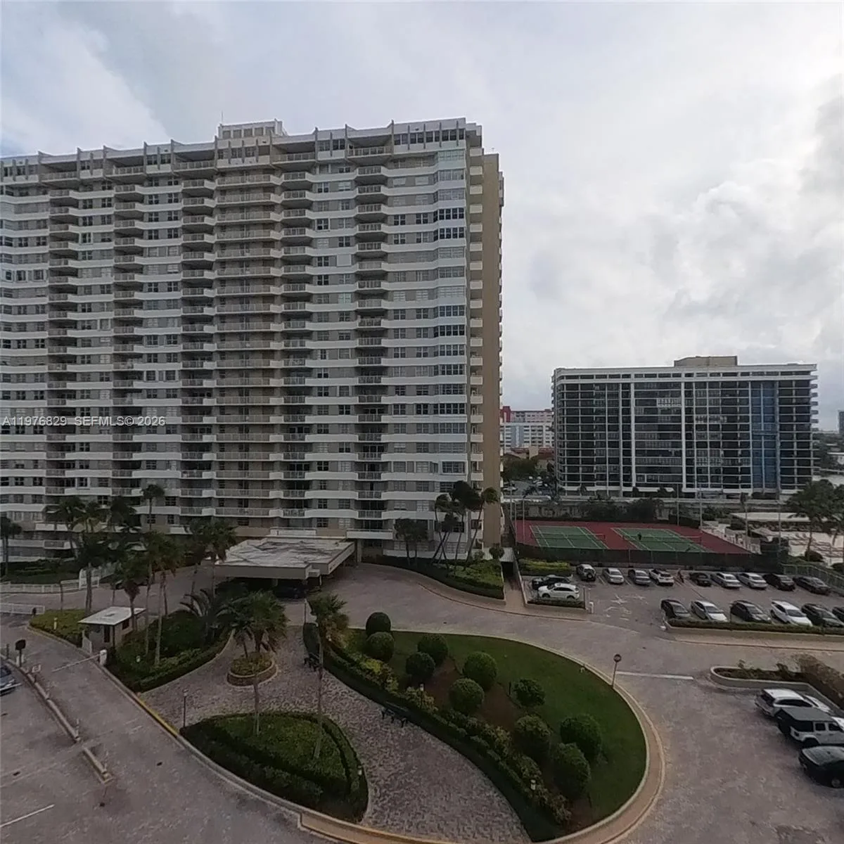 1965 S Ocean Dr # 7E, Hallandale Beach, FL 33009
