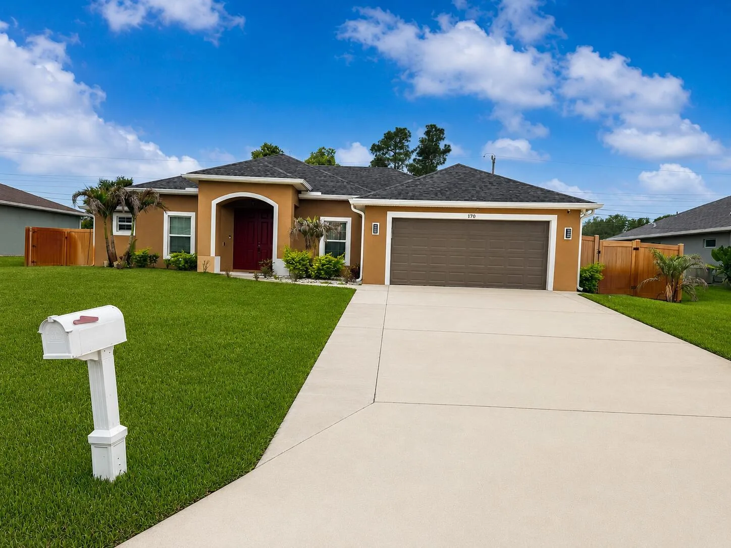 170 SW Pilsner Circle, Port St. Lucie, FL 34953