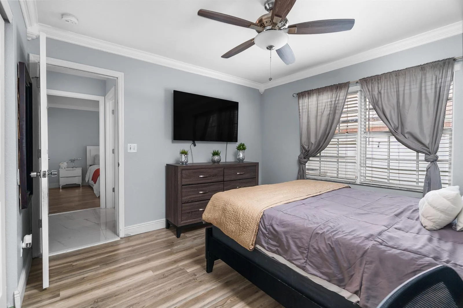 533 NE 1st Avenue, Deerfield Beach, FL 33441 photo 12