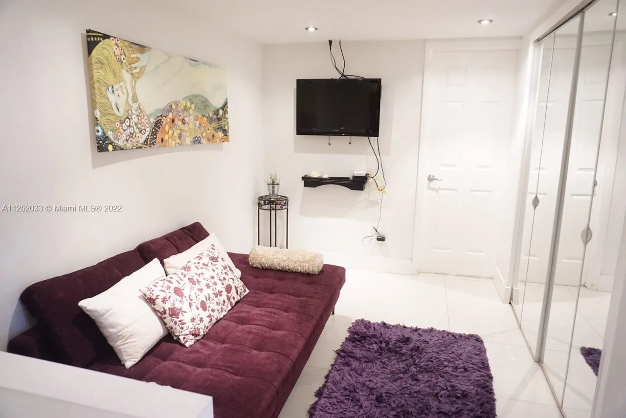 5161 COLLINS AV # 309, Miami Beach, FL 33140 photo 2
