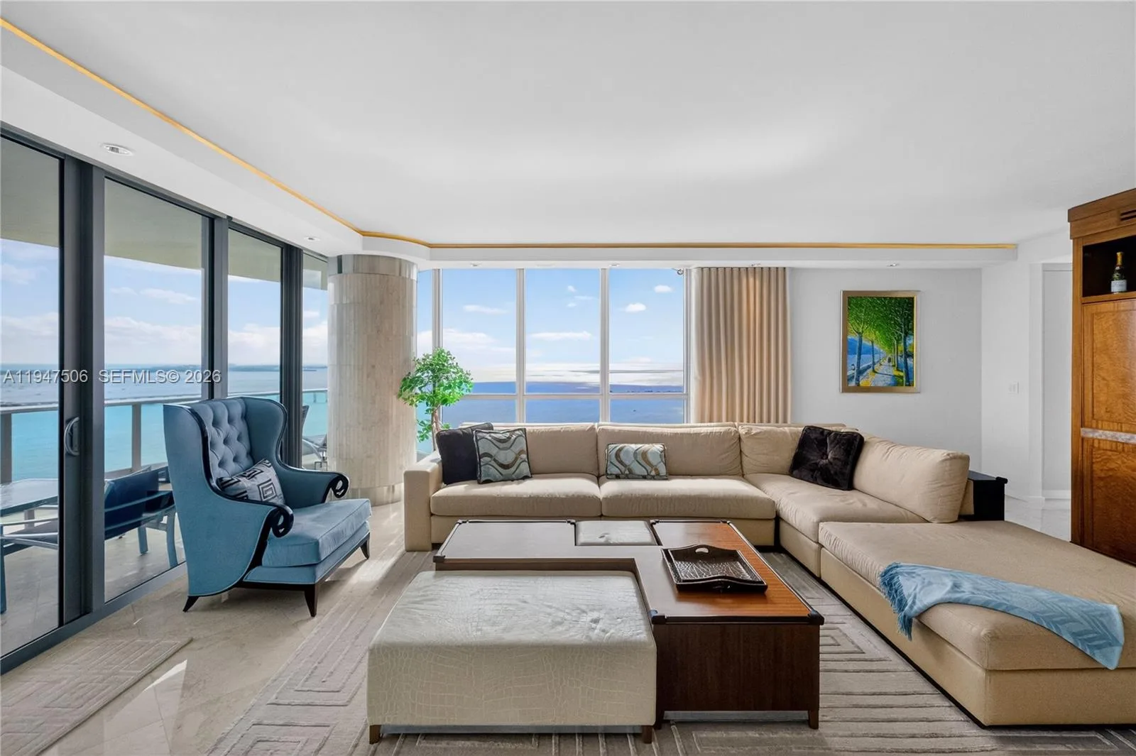 1331 Brickell Bay Dr # 3811, Miami, FL 33131 photo 2