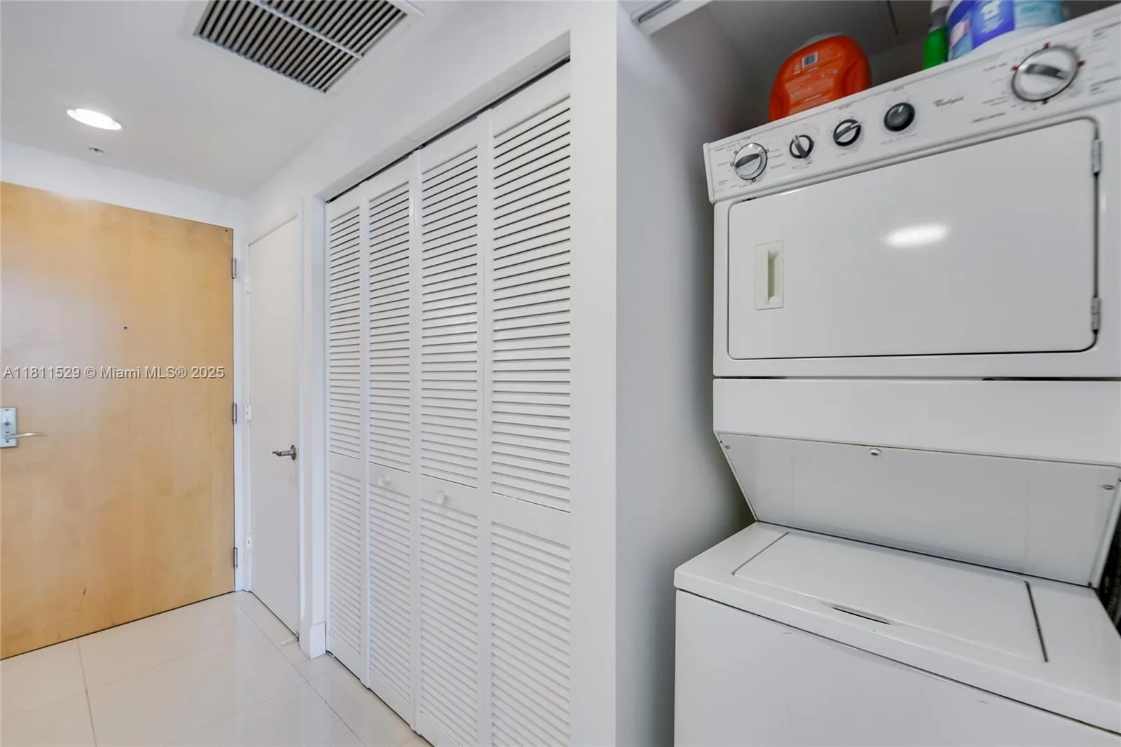 244 Biscayne Blvd # 644, Miami, FL 33132 photo 13