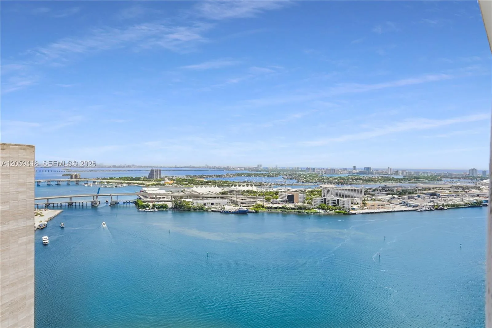 335 S Biscayne Blvd # 3808, Miami, FL 33131