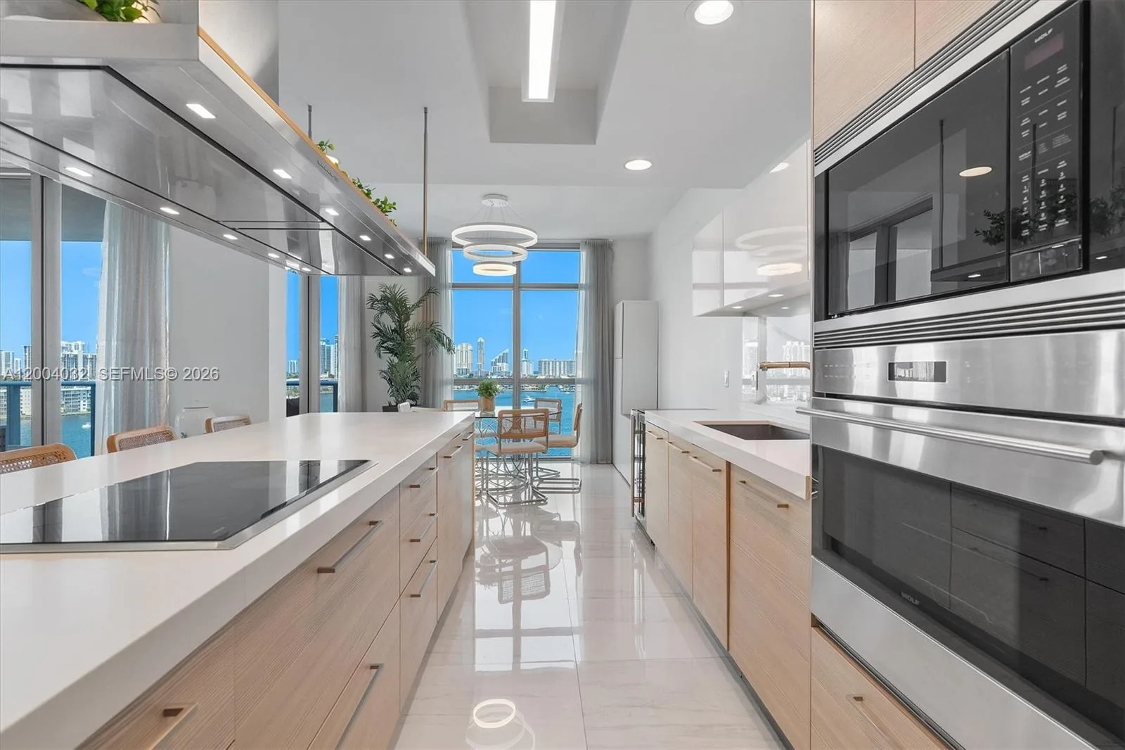 17301 Biscayne Blvd # 1010, North Miami Beach, FL 33160 photo 12