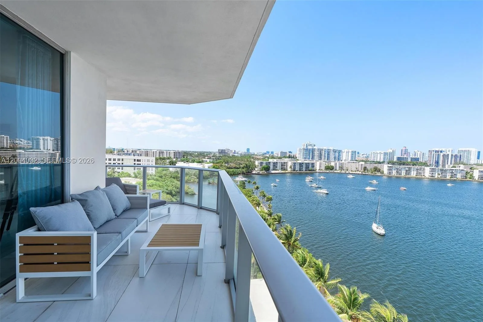 17301 Biscayne Blvd # 1010, North Miami Beach, FL 33160 photo 3