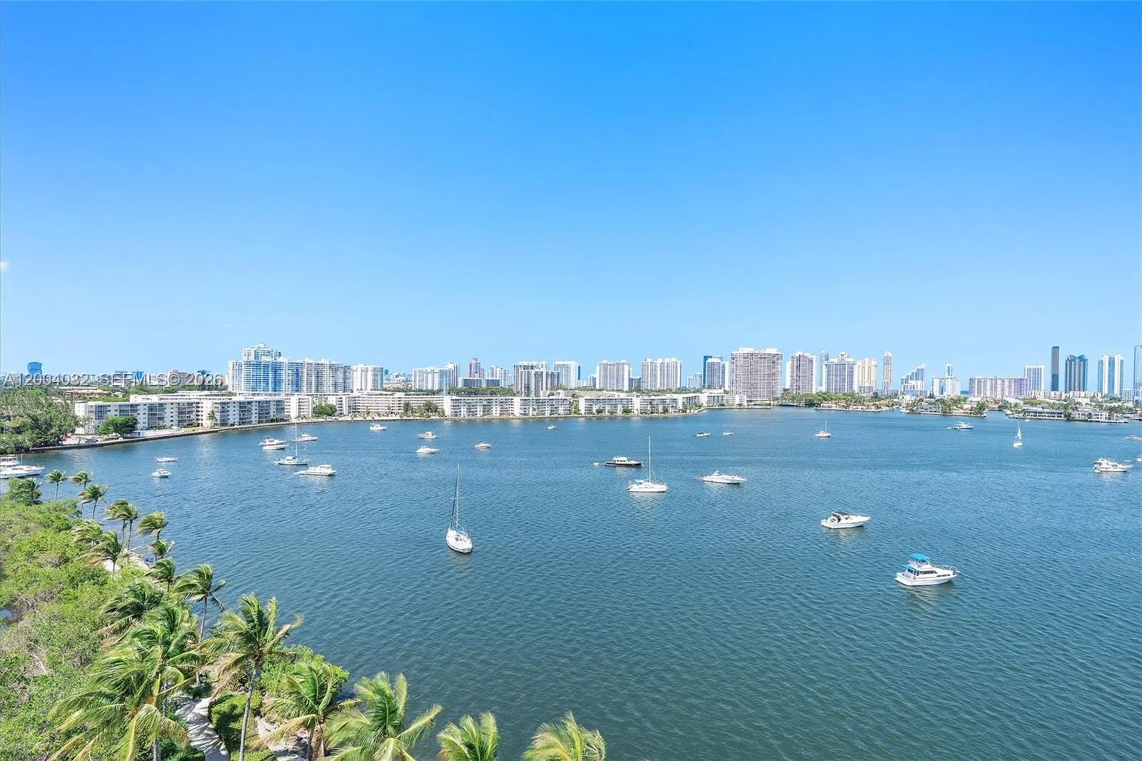 17301 Biscayne Blvd # 1010, North Miami Beach, FL 33160 photo 5