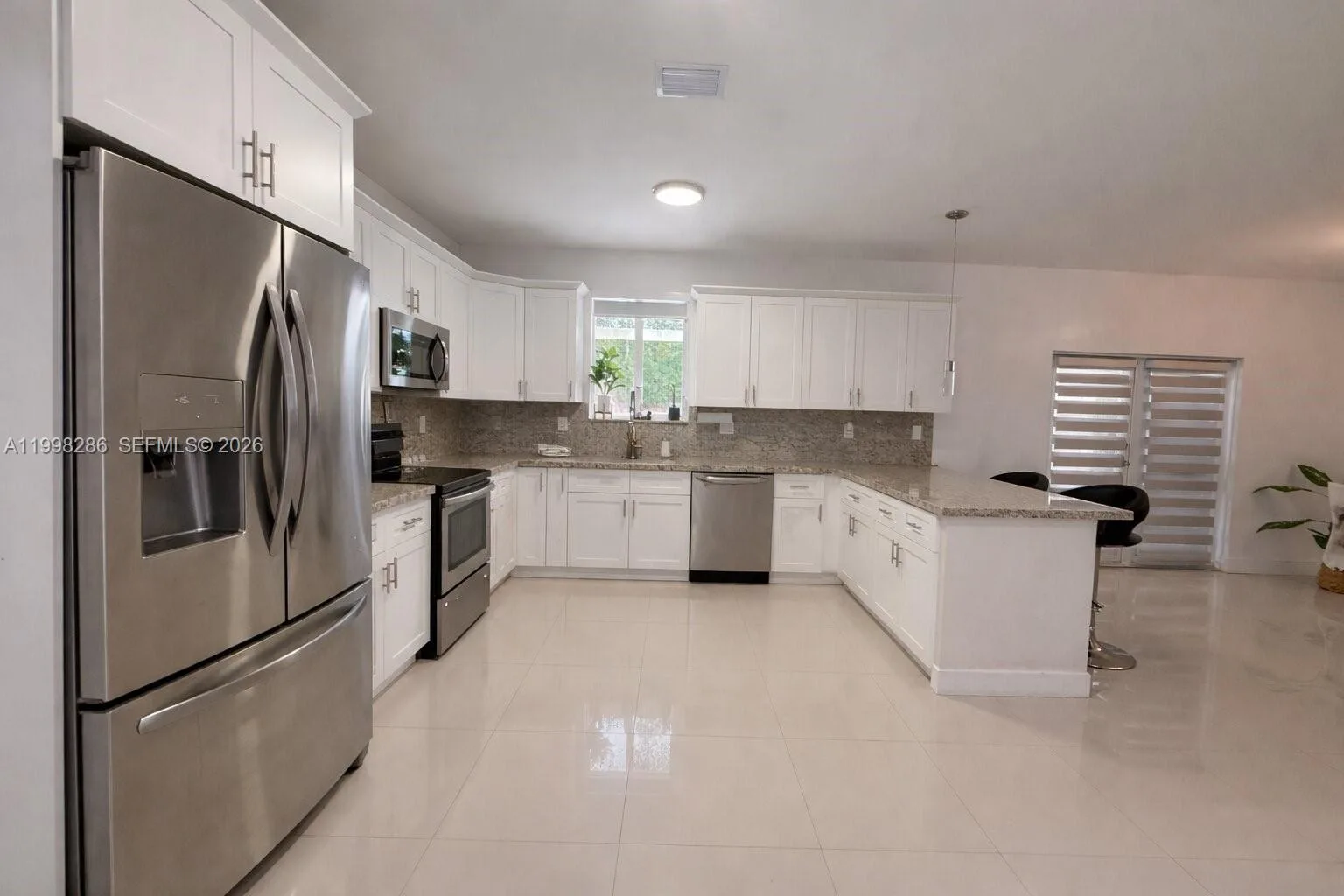 3166 NW 170th St, Miami Gardens, FL 33056 photo 3