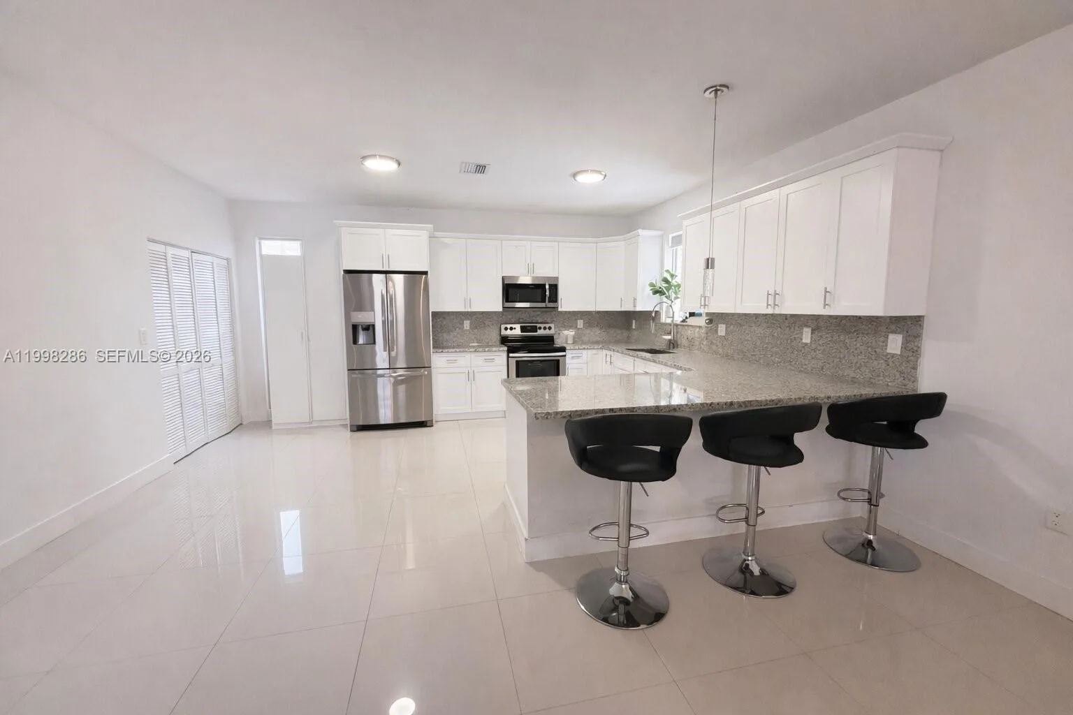 3166 NW 170th St, Miami Gardens, FL 33056 photo 4