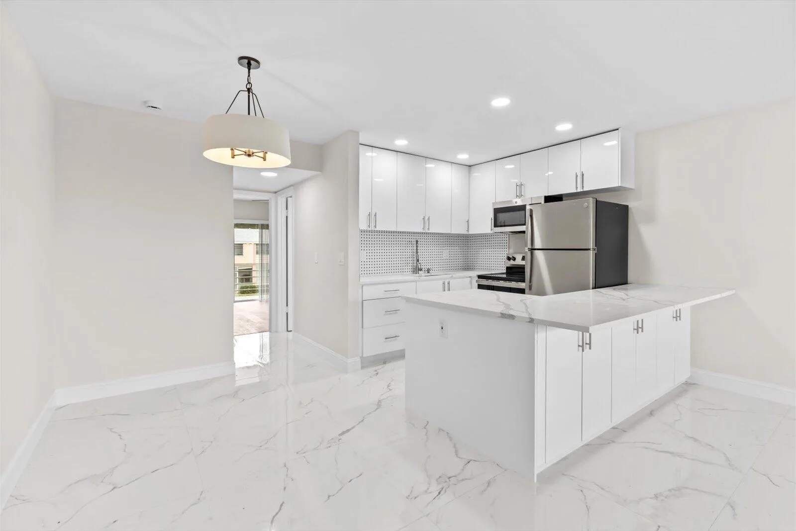 17 Andover A, West Palm Beach, FL 33417 photo 6