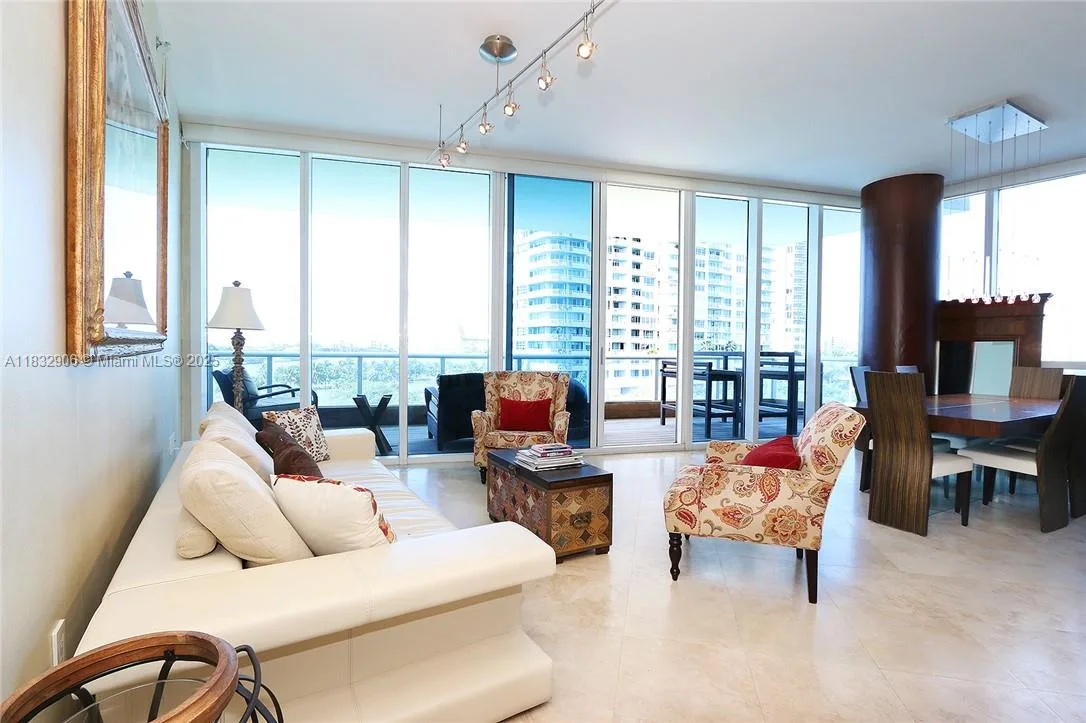 100 S Pointe Dr # 601, Miami Beach, FL 33139 photo 5