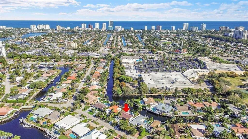 1080 SE 9TH Avenue, Pompano Beach, FL 33060 photo 2