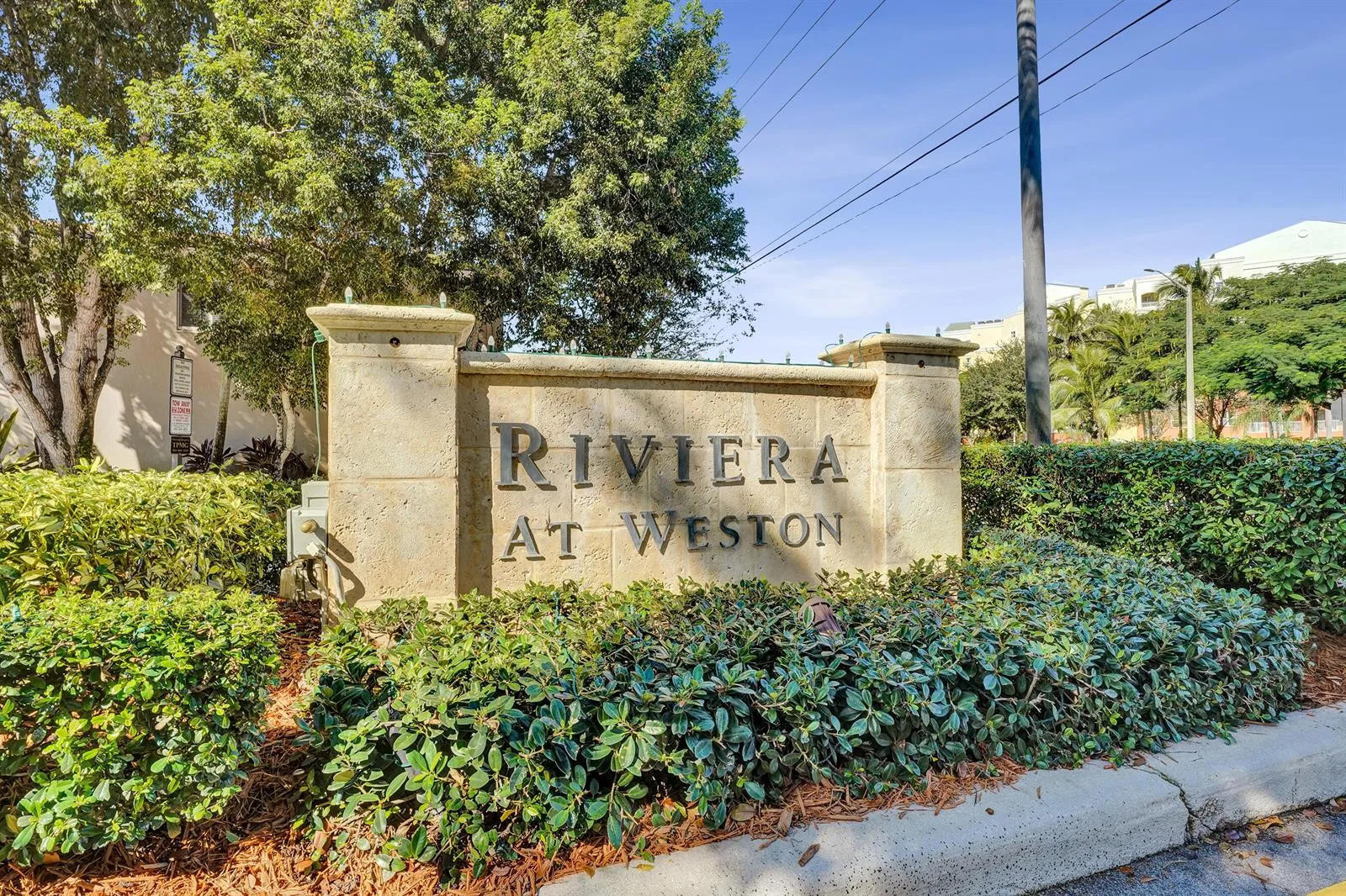 173 Riviera Circle, Weston, FL 33326 photo 8